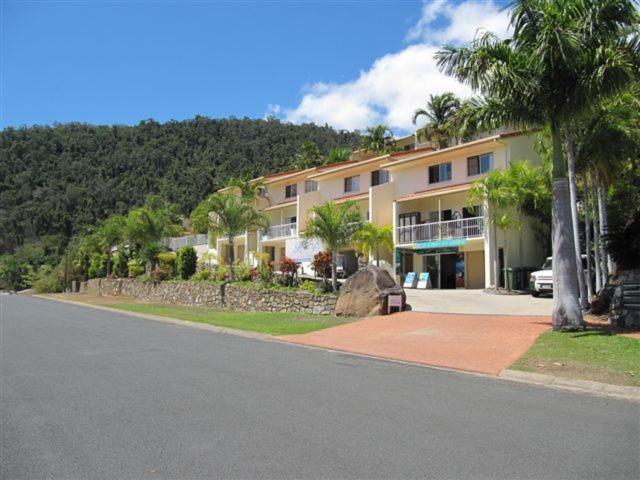 Reefside Villas - Whitsundays Airlie Beach Eksteriør billede